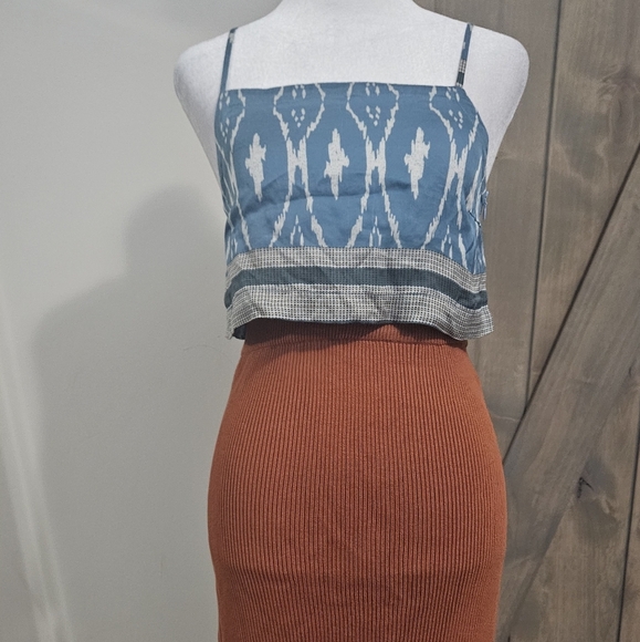 CHASER Ikat Printed Boho Cropped Cami Top In Blue/white. Size XS - Picture 10 of 10